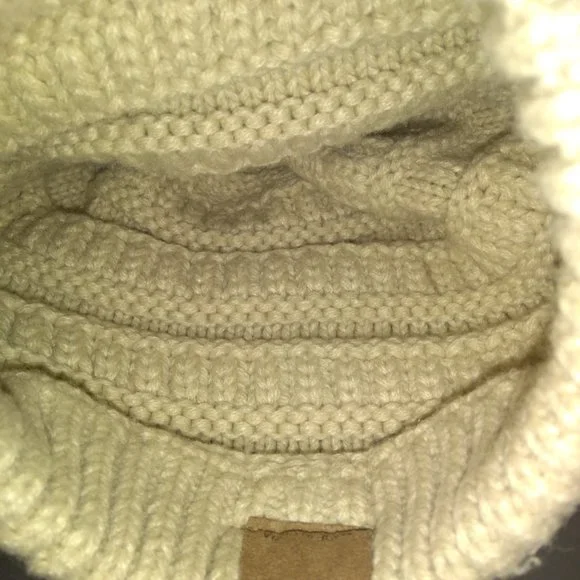 Beanie - Picture 4 of 4